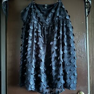 3x black polks dot dress